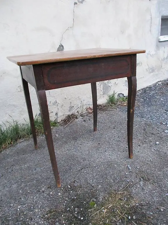 Kleiner Hübscher Holz-Tisch um 1880 59,5x74,5 cm Chalet-Hit