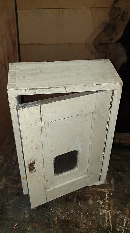 Kleinmöbel / Fenster