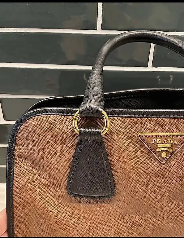 Prada Saffiano Leather Tasche