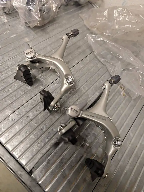 Neues Shimano 105 Retro Bremsen Paar