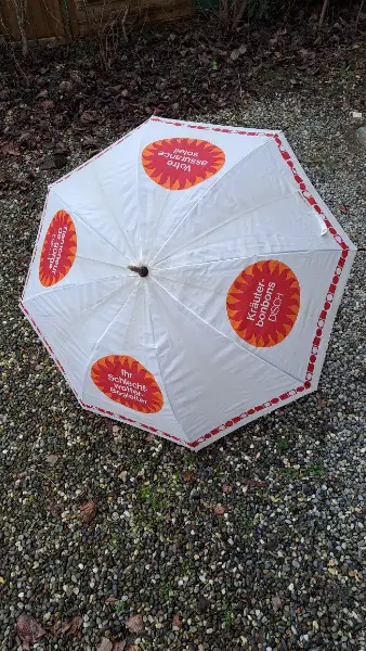 parapluie publicitaire bonbons Disch