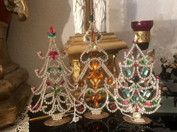 3 Gablonzer Weihnachtsbäume