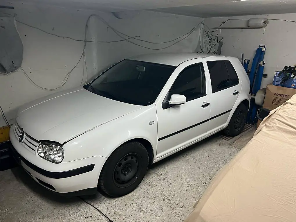 VW Golf4 1.6 Bj.2003 weiss