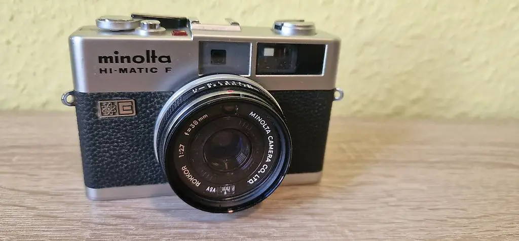 Minolta HI Matic F Fotoapparat Kamera