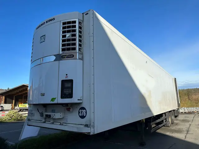 SCHMITZ, SK 018, Kühlfahrzeug