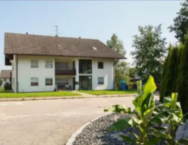 Biete Eigentumswohnung Nähe Laufenburg