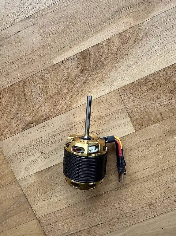 Scorpion Ultimate Hkiv-4035-520Kv Brushless Motor