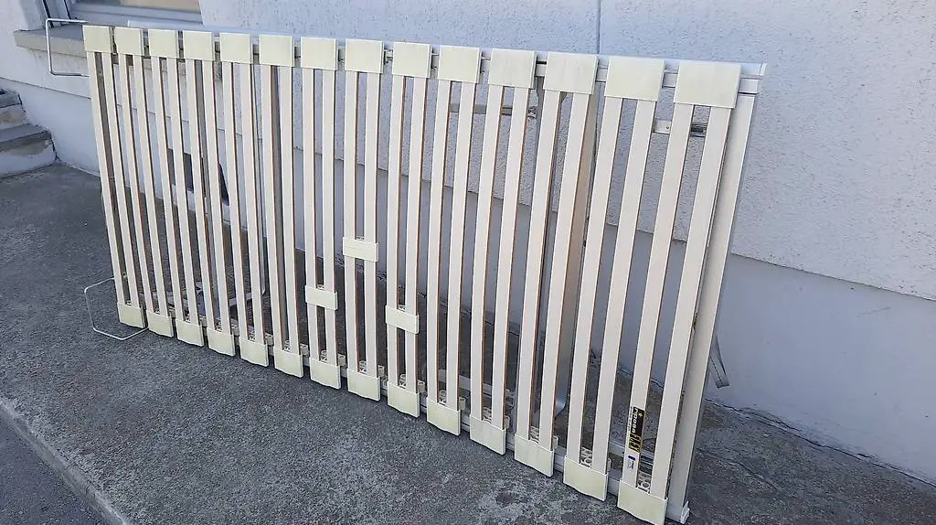 Gratis bett 200x90cm nichts defekt