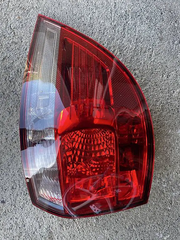 Heckleuchte Links zu VW Golf 6 Var.