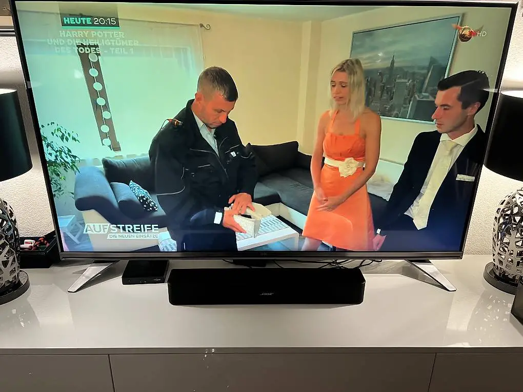 LG - 55UH750V - gebraucht mit Defekt