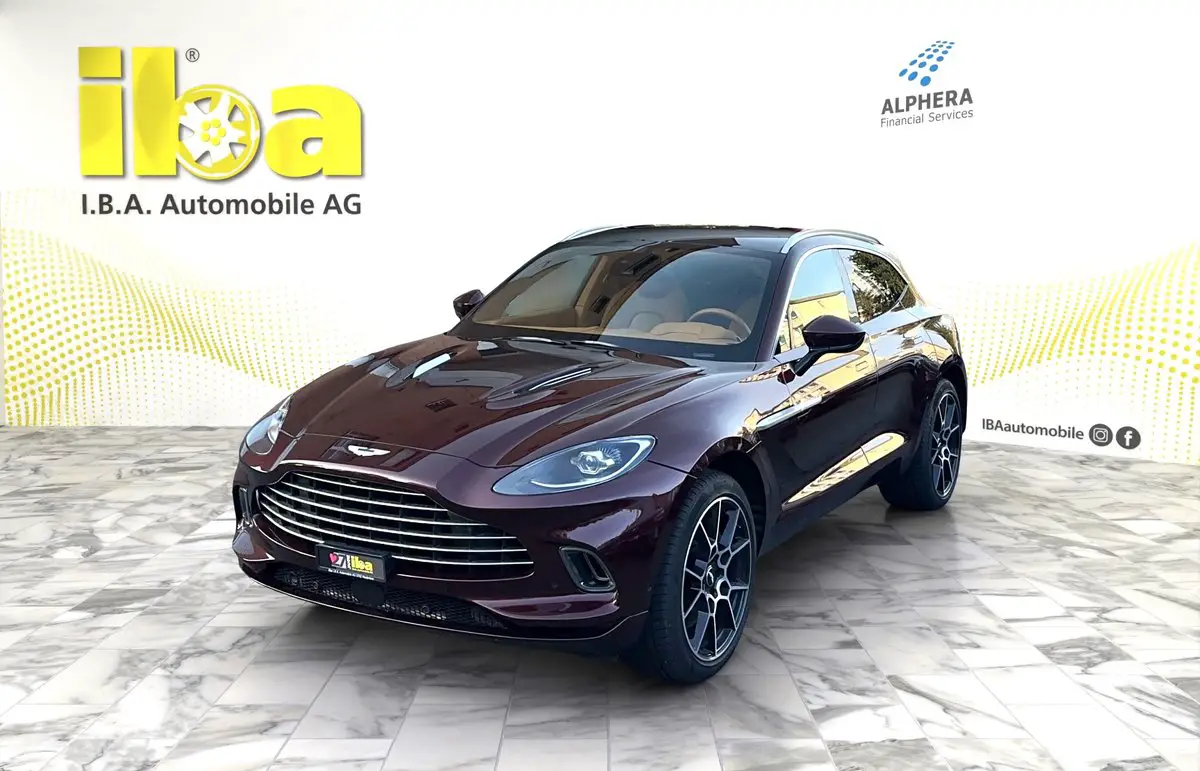 aston martin dbx 4.0 v8