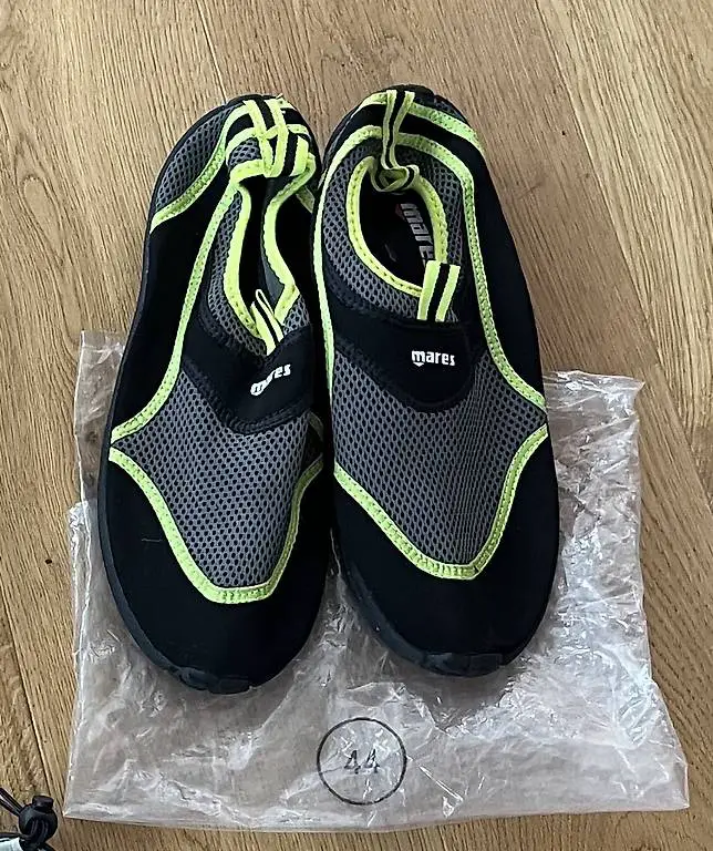 Badeschuhe Gr. 44