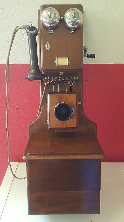 Telefon Holzwandstation von 1897 Hasler AG, Bern