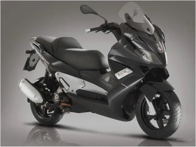 gilera nexus 300