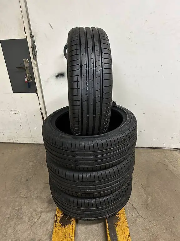 Pirelli 225 45 19