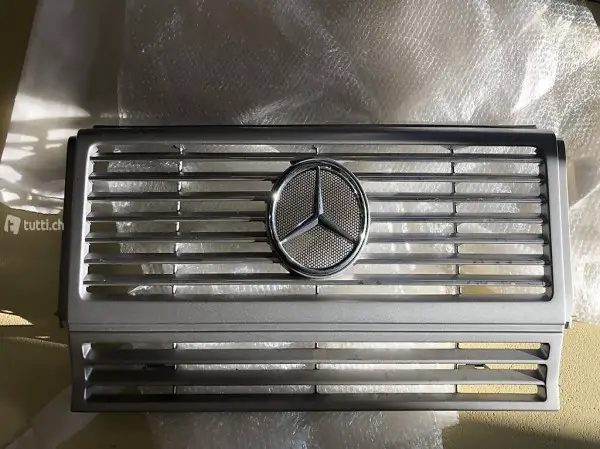 FRONT MASKE ZU MERCEDES G KLASSE. MB 463.888.0015 MB.