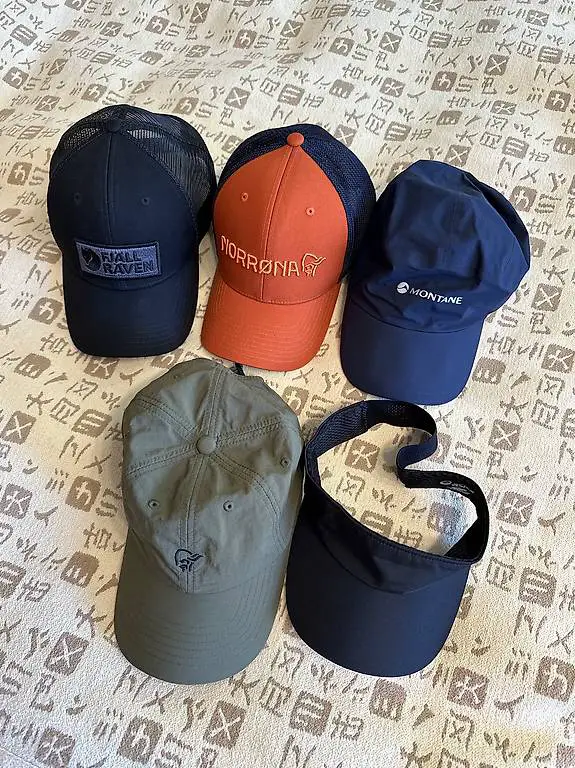 Schirmmützen Norröna, Fjällräven uvm Top