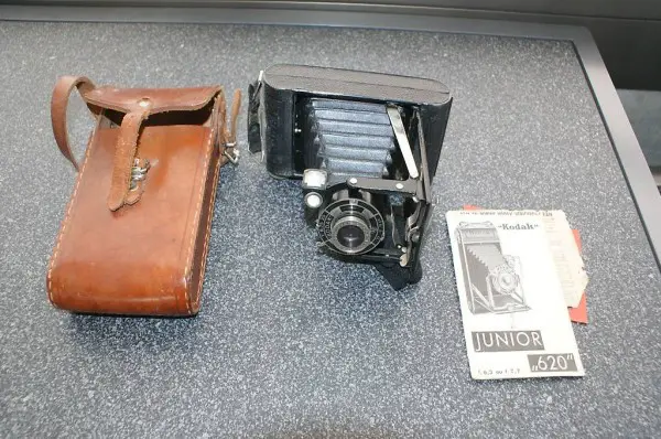 Antike Klapkamera Kodak Junior 620