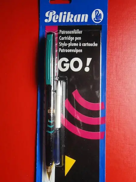 FÜLLFEDERHALTER - PATRONENFÜLLER - PELIKAN