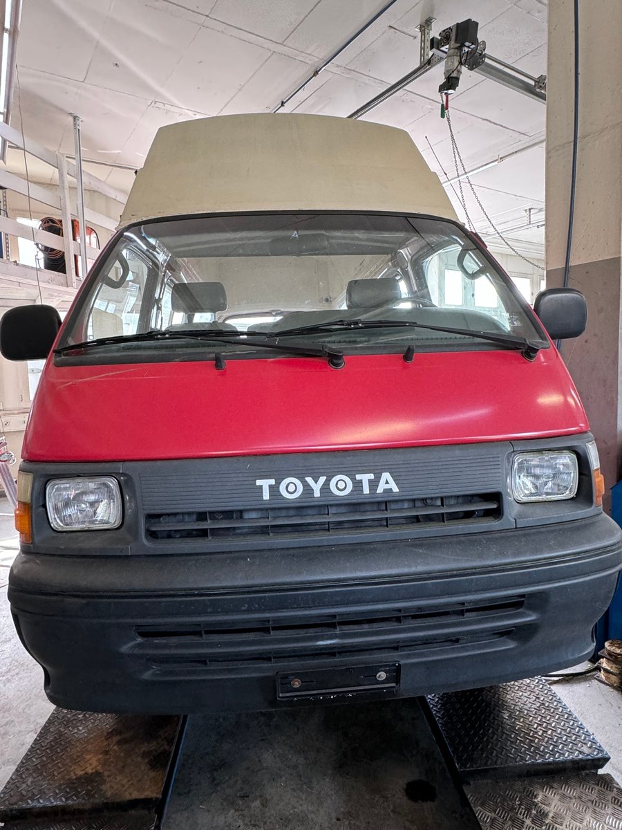 TOYOTA 4WD