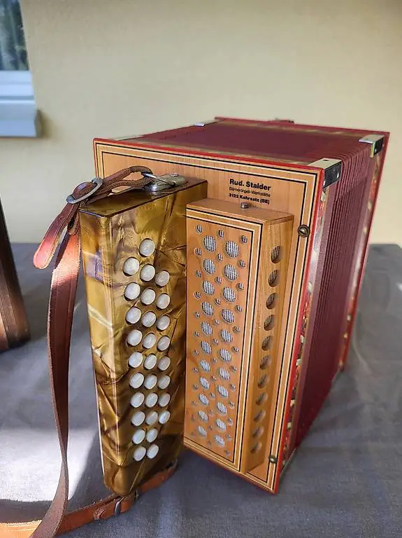 Schwyzerörgeli Rud.Stalder