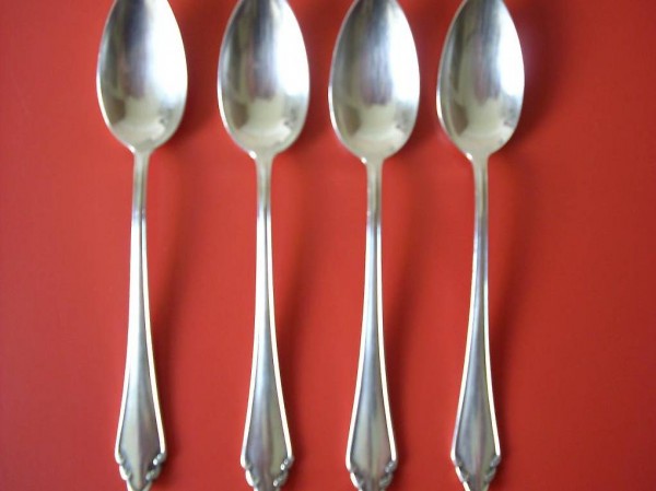 4 Kaffee-/Teelöffel versilbert
