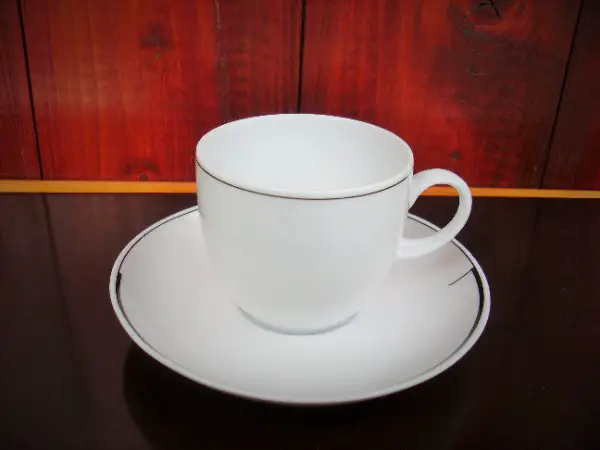 Tasse à mocca avec sa sous-tasse - Design By Sandra Binder