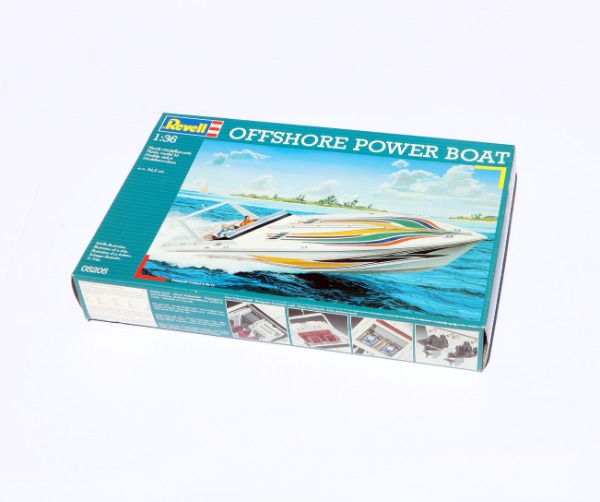 Offshore Powerboot 1:36 von Revell