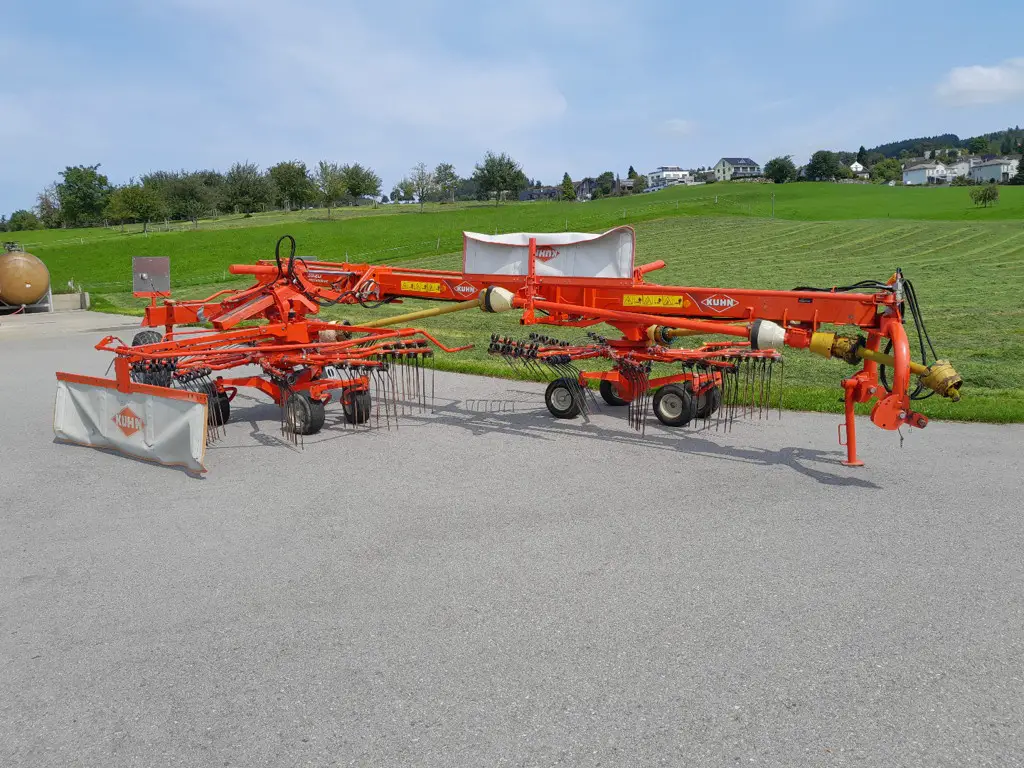 Doppelseitenschwader Kuhn GA 6520