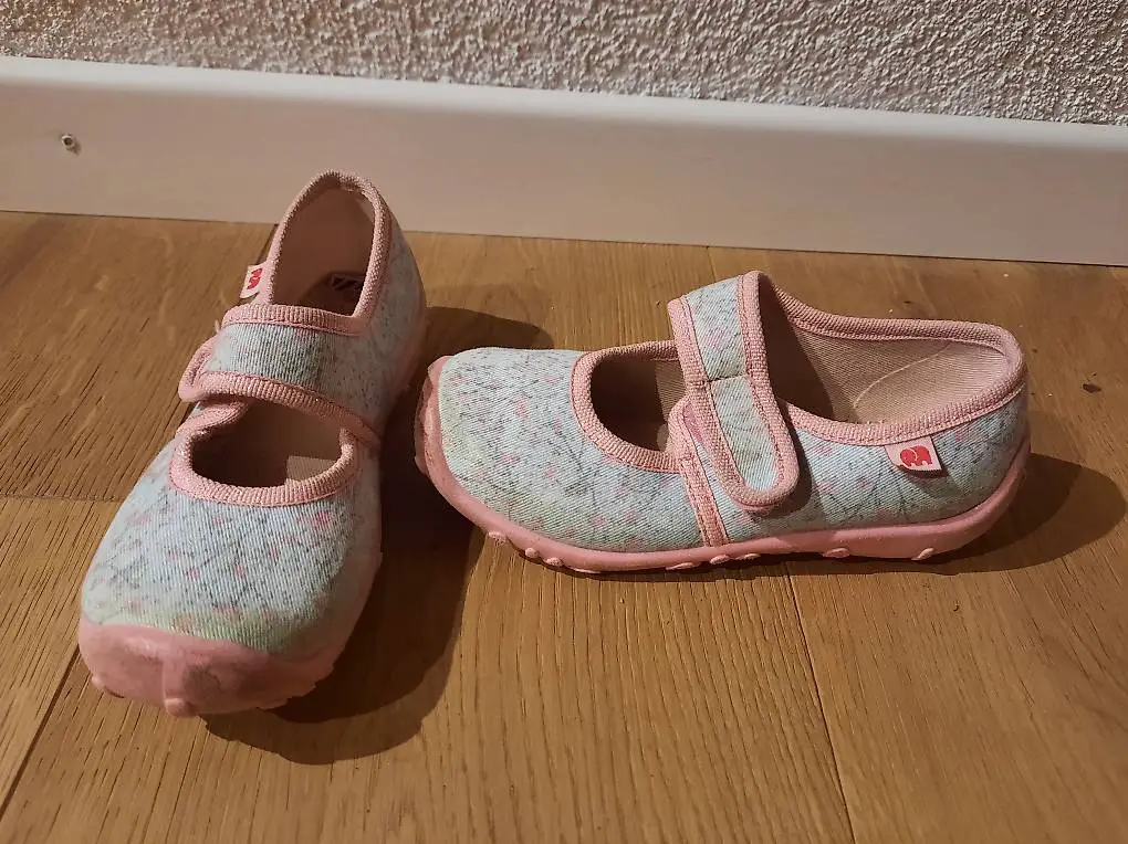 Hausschuhe von Elefant Gr. 26