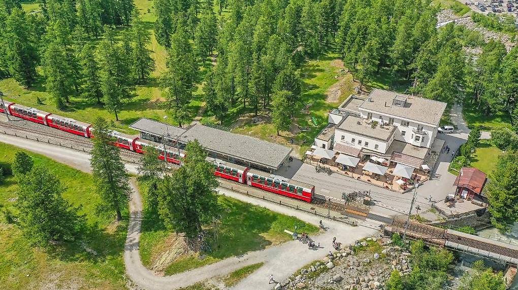 Zwei Übernachtungen im Hotel Morteratsch in Pontresina