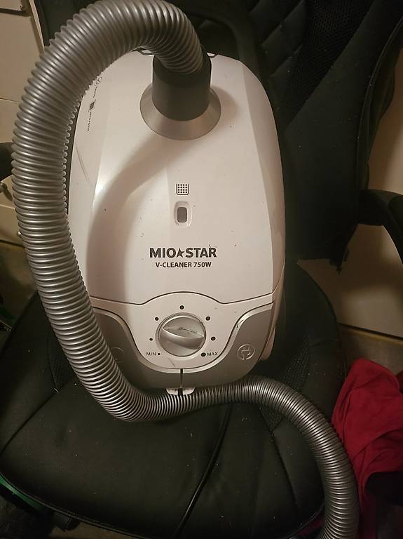 Staubsauger miostar