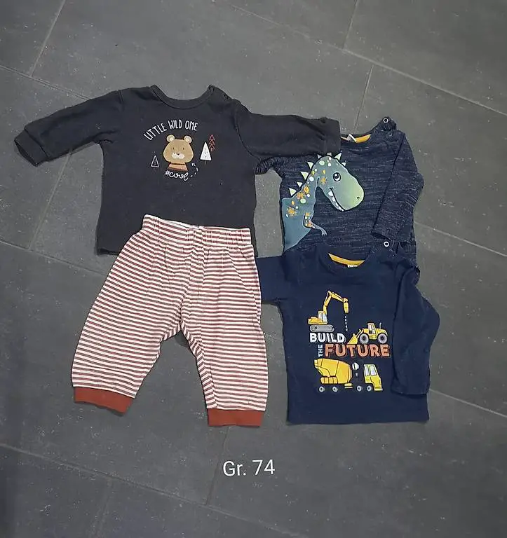 Schlafanzüge Gr. 74/80