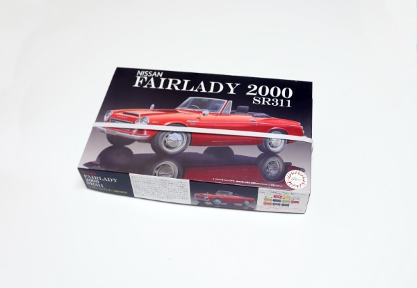 Datsun Nissan Fairlady 2000 SR311 Cabrio 1:24 von Fujimi