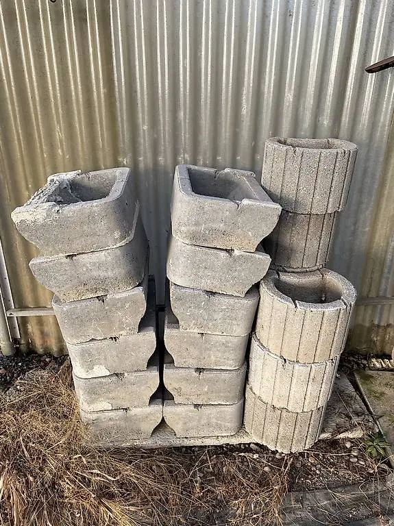 Balkon und Böschungssteine