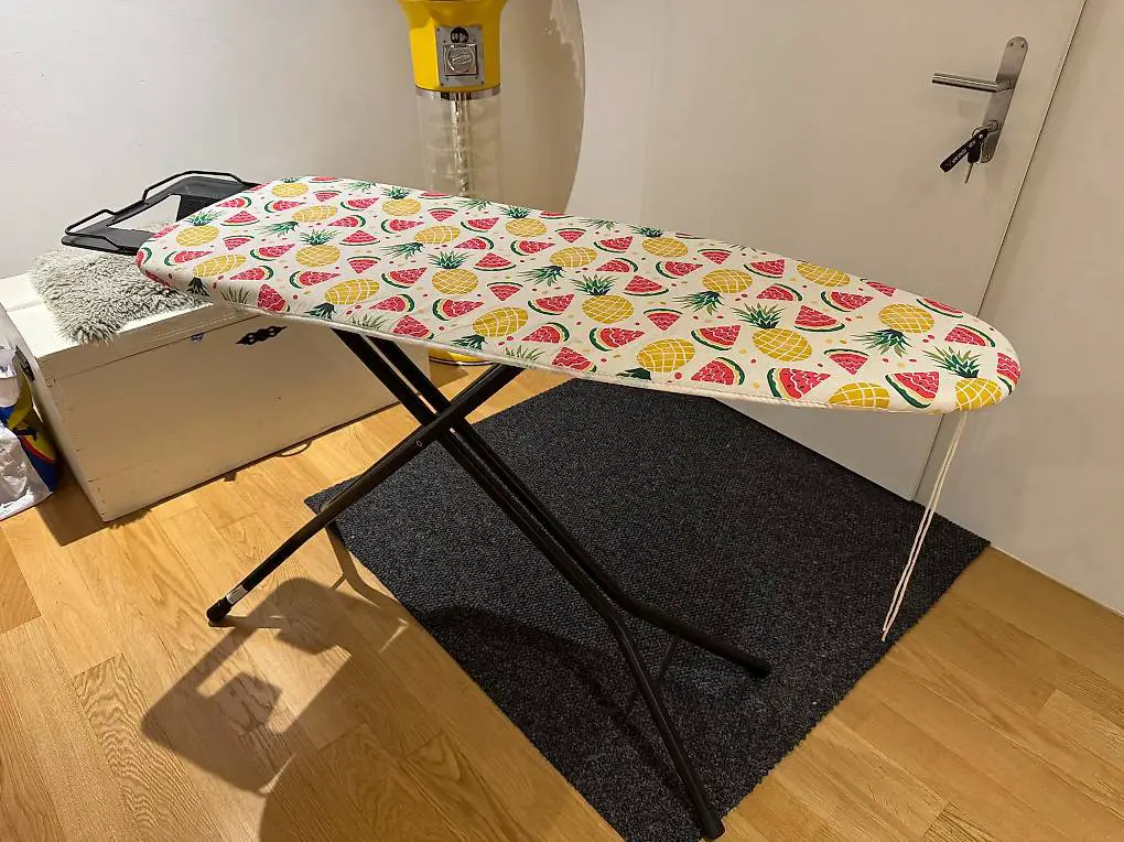 Bügelbrett