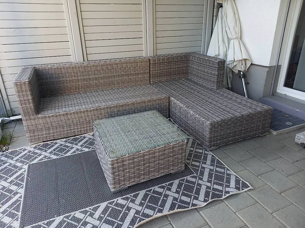 GRATIS Lounge (Rattan)