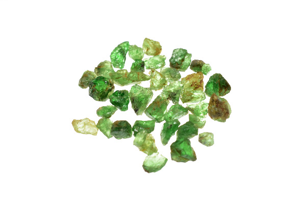 Tsavorit Roh-Lot – 18.88 ct – Natur – Mwatate, Kenia