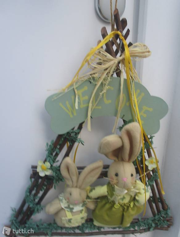 OSTERN-TÜRKRANZ eckig mit 2 Hase 47 x40 cm