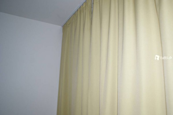 2 Stück Nacht Vorhänge,Farbe, siehe Bilder.