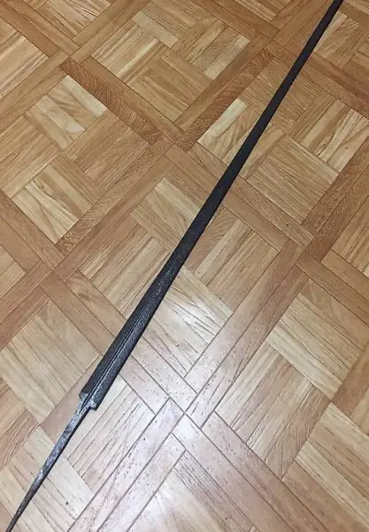 Antica spada forgiata a mano