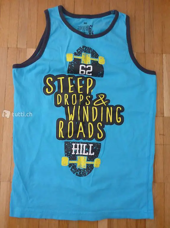 Top türkis mit Aufdruck Gr. 134/140