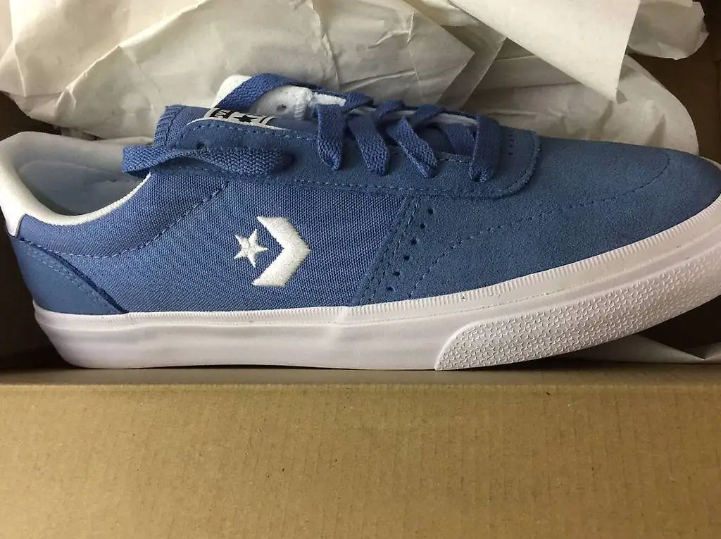 41 NEU Converse Sneaker Sportschuhe leicht und bequem: )