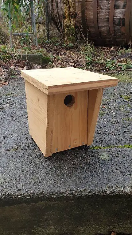 Nistkasten / Vogelhaus