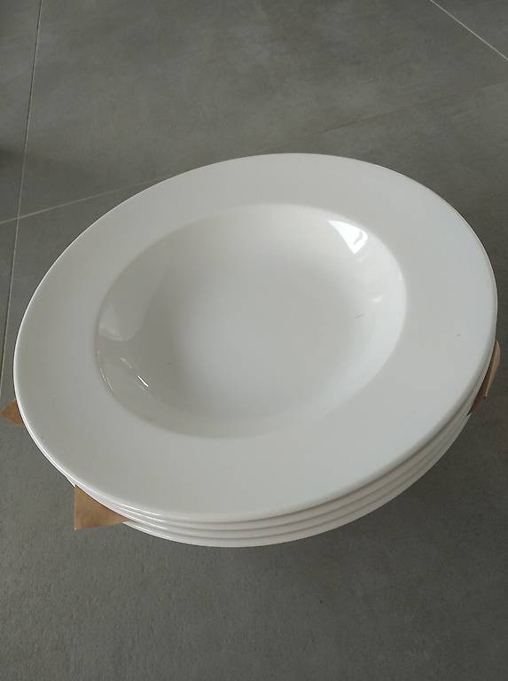 4 grosse Pastateller 31cm