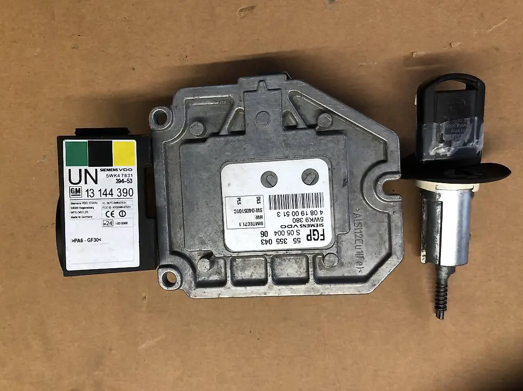Steuergerät Opel Meriva A Z18XE