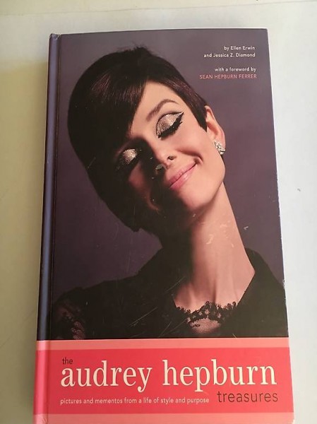 The Audrey Hepburn Treasures - Ellen Erwin