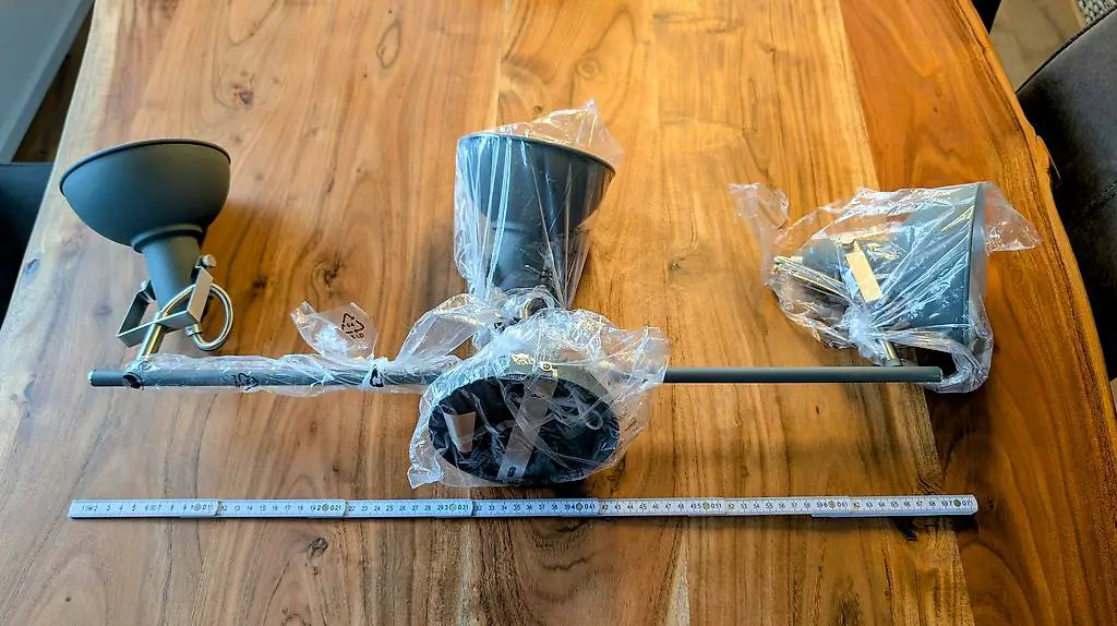 Deckenleuchte, verstellbar, neu, inklusive Leuchtmittel