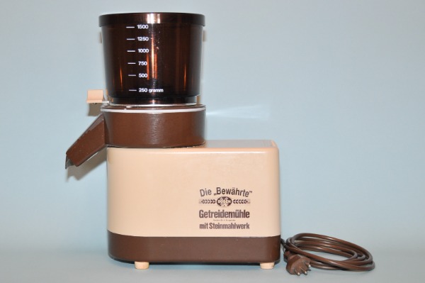 Getreidemühle mit Steinmahlwerk