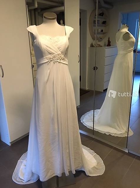 Brautkleid Grösse 38/40 mit Träger